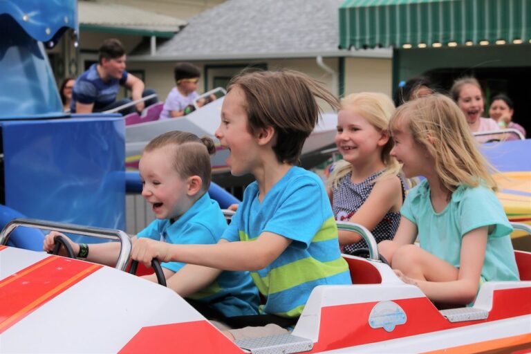 Family Fun for Neurodivergent Kids at Oaks Park Preschool Rides - PDX ...